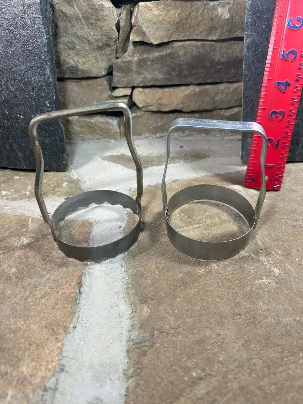 Vintage metal biscuit cutters lot of 2 different kinds see photos
